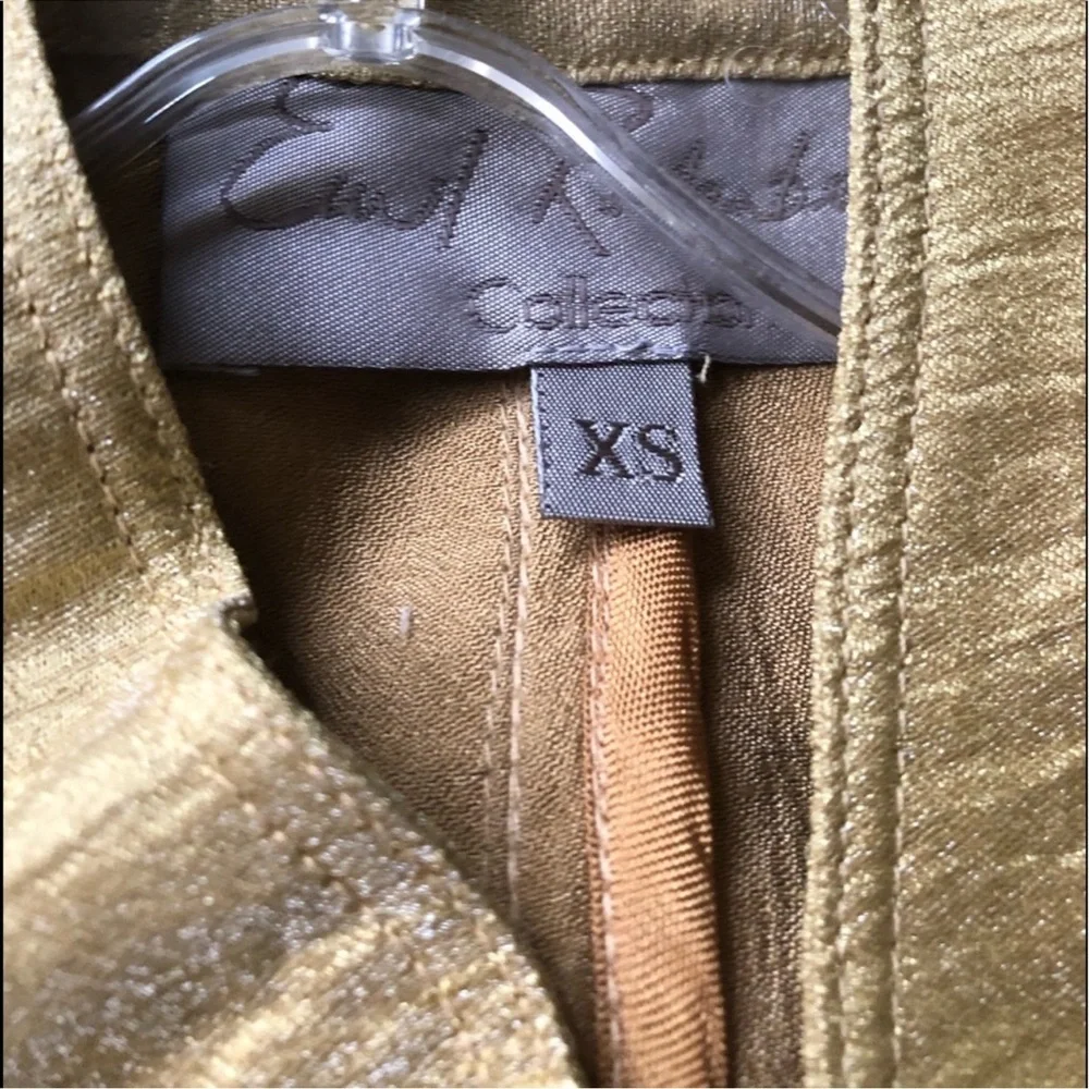 Elegant Gold shimmer metallic jacket with pockets, luxury item 3 sizes available - Picture 11 of 13